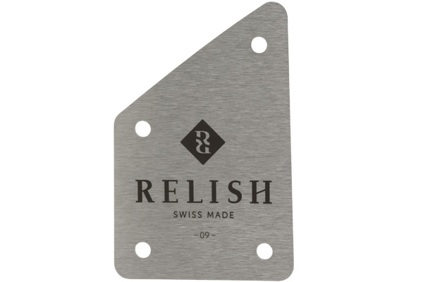 Relish Guitar Label: laserbeschriftet
